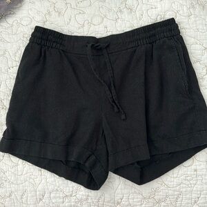 Old Navy linen shorts with 3 in inseam